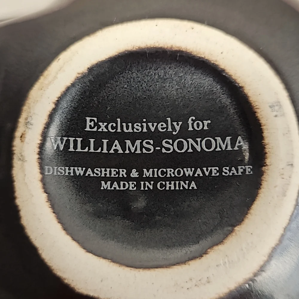 Williams Sonoma Skull Ceramic MUG ~HALLOWEEN~